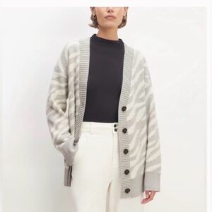 Everlane Women's Gray and Cream Zebra-Print Button Cardigan Sweater